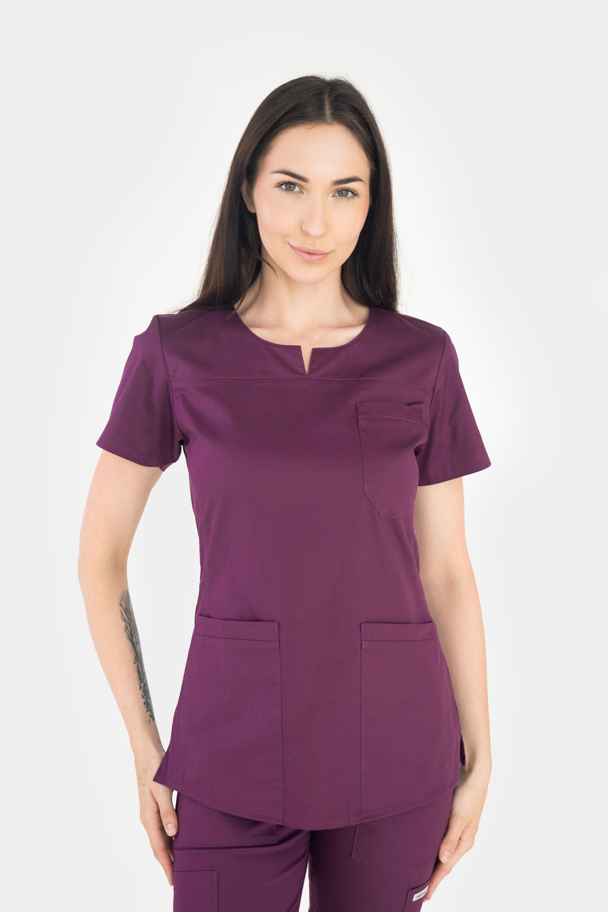 Komplet medyczny damski Coco - kolor jagodowy