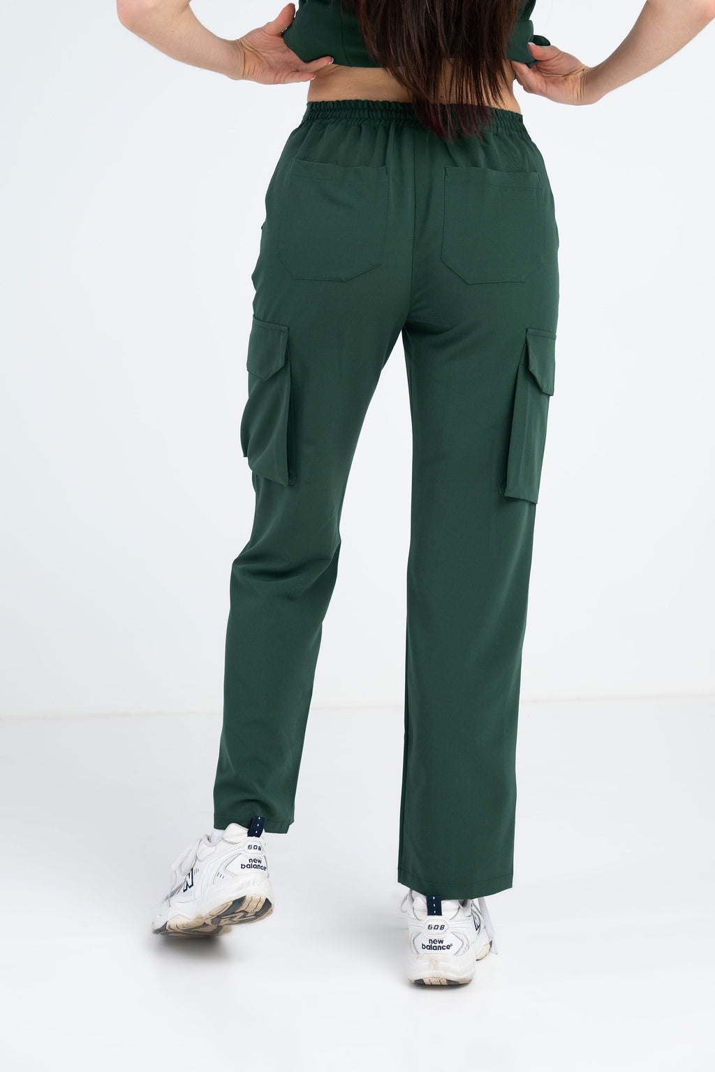 Medyczne spodnie damskie bojówki - kolor dark green